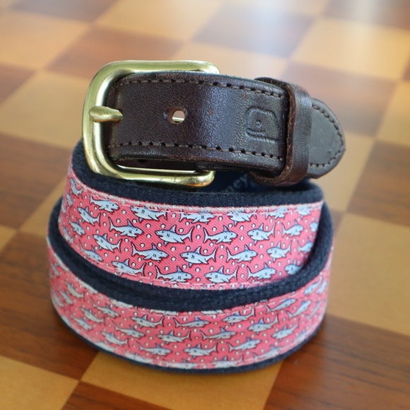 Vineyard vines shark belt Clearance